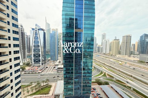 Apartment til leje i Jumeirah Lake Towers, Dubai, UAE 2 soveværelser, 189 kvm № 670669 - foto 12