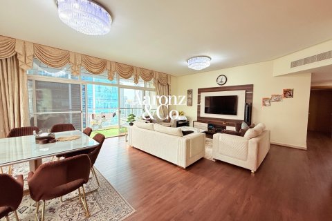 Apartment i Jumeirah Lake Towers, Dubai, UAE 2 soveværelser, 189 kvm № 670669