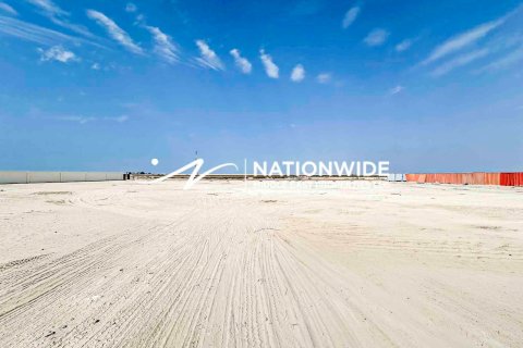 Villa in Abu Dhabi, UAE 5 bedrooms, 1844 sq.m. № 647181 - photo 8