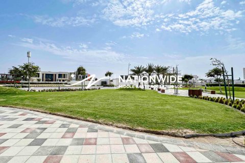 Villa in Abu Dhabi, UAE 5 bedrooms, 1844 sq.m. № 647181 - photo 3
