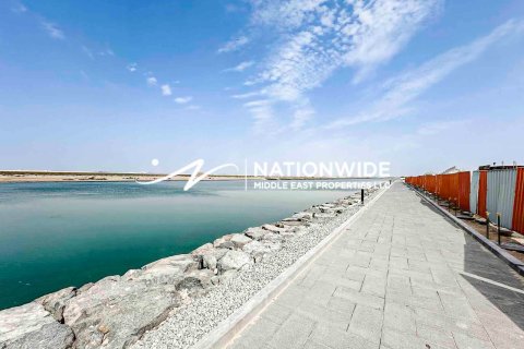 Villa in Abu Dhabi, UAE 5 bedrooms, 1844 sq.m. № 647181 - photo 2