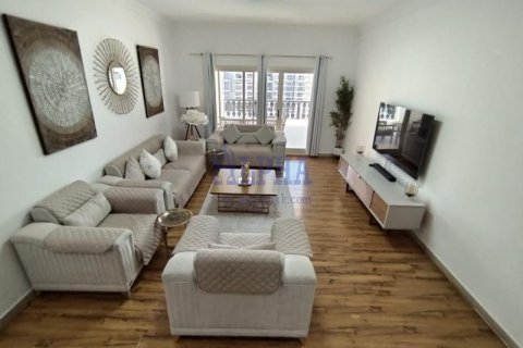 Apartment in Al Hamra Village, Ras Al Khaimah, UAE 3 bedrooms, 232 sq.m. № 647182 - photo 3