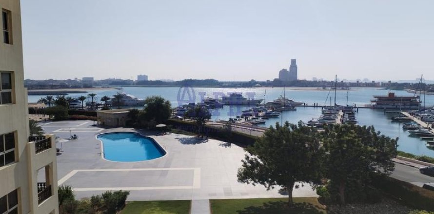 Apartment in Al Hamra Village, Ras Al Khaimah, UAE 3 bedrooms, 232 sq.m. № 647182