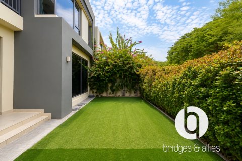 Βίλα σε Dubai Hills Estate, ΗΑΕ 4 υπνοδωμάτια, 224 τ.μ. Αρ. 757923 - φωτογραφία 3