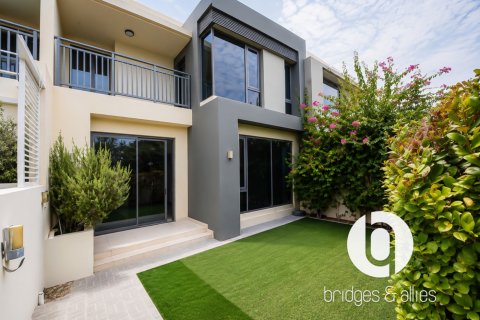 Βίλα σε Dubai Hills Estate, ΗΑΕ 4 υπνοδωμάτια, 224 τ.μ. Αρ. 757923 - φωτογραφία 4