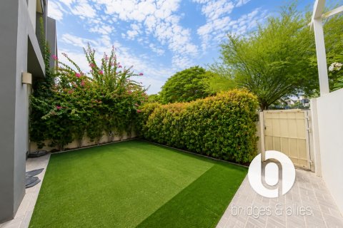 Villa in Dubai Hills Estate, Dubai, VAE: 4 Schlafzimmer, 224 m2 Nr. 757923