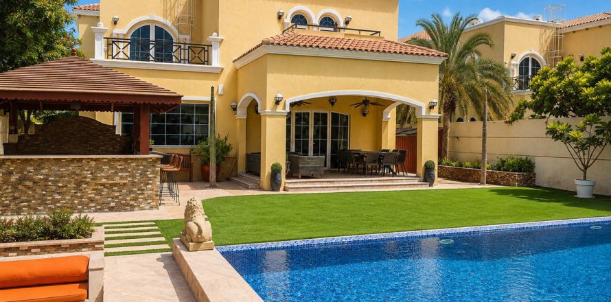Villa a Jumeirah Park, Dubai, EAU 4 camere da letto, 743.2 mq. № 753379