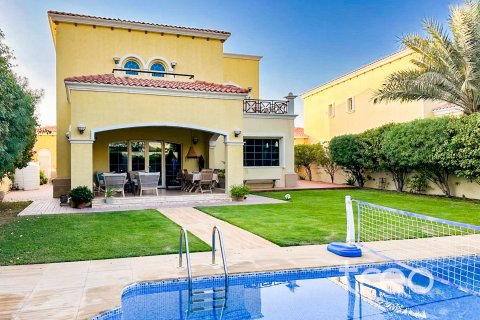 וילה ב Jumeirah Park, Dubai, איחוד האמירויות 4 חדרי שינה, 402.73 מ