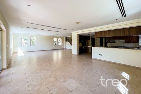 Villa à louer à Jumeirah Park, Dubai, EAU 4 chambres, 402.73 m2 № 753747 - photo 3