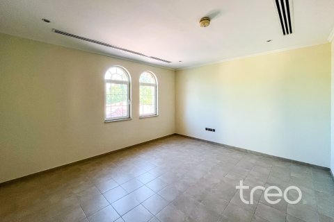 Villa à louer à Jumeirah Park, Dubai, EAU 4 chambres, 402.73 m2 № 753747 - photo 7