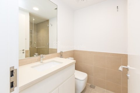 Apartment til salg i Town Square, Dubai, UAE 2 soveværelser, 92 kvm № 697283 - foto 4