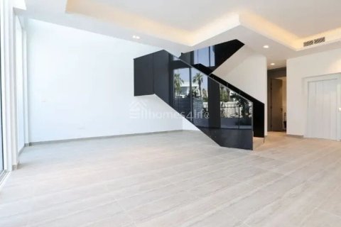 וילה להשכרה ב Dubai, איחוד האמירויות  4 חדרי שינה, 180 מ"ר, מספר 697304 - תמונה 12