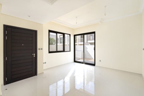Dubai, संयुक्त अरब अमीरात में टाउनहाउस, 3 बेडरूम, 175 वर्ग मीटर, संख्या 697285 - फ़ोटो 8