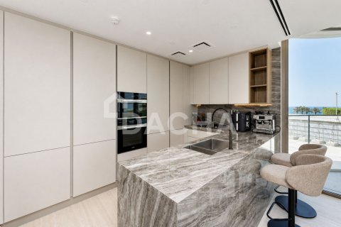 Apartamento en venta en Palm Jumeirah, Dubai, EAU 2 dormitorios, 219 m2 № 755047 - foto 2