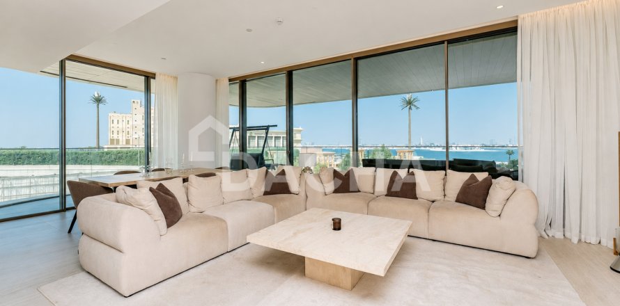Apartamento en Palm Jumeirah, Dubai, EAU 2 dormitorios, 219 m² № 755047