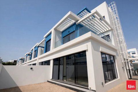 Villa in Dubai, UAE 5 bedrooms, 219.6 sq.m. № 716098 - photo 10