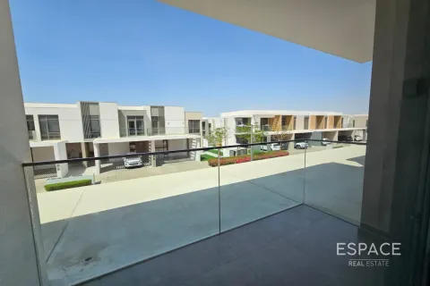 Adosado en alquiler en Arabian Ranches 3, Dubai, EAU 3 dormitorios, 146 m2 № 650087 - foto 15