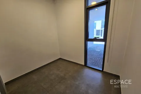 Adosado en alquiler en Arabian Ranches 3, Dubai, EAU 3 dormitorios, 146 m2 № 650087 - foto 14