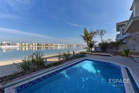 Villa en alquiler en Palm Jumeirah, Dubai, EAU 4 dormitorios, 465 m2 № 650088 - foto 20
