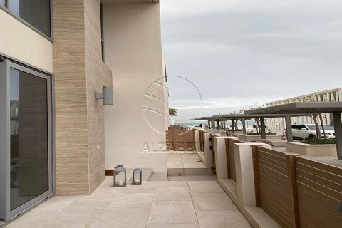 Řadový dům na Saadiyat Island, Abu Dhabi, SAE 2 ložnice, 316 m² Č.: 615837 - fotografie 11