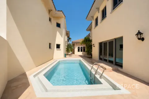 Villa in affitto a Palm Jumeirah, Dubai, EAU 4 camere da letto, 465 mq. № 738254 - foto 14