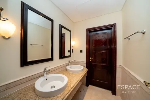 Villa in affitto a Palm Jumeirah, Dubai, EAU 4 camere da letto, 465 mq. № 738254 - foto 9