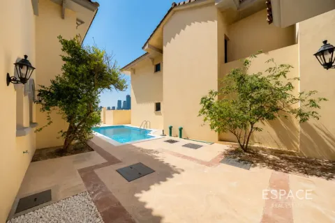 Villa in affitto a Palm Jumeirah, Dubai, EAU 4 camere da letto, 465 mq. № 738254 - foto 13