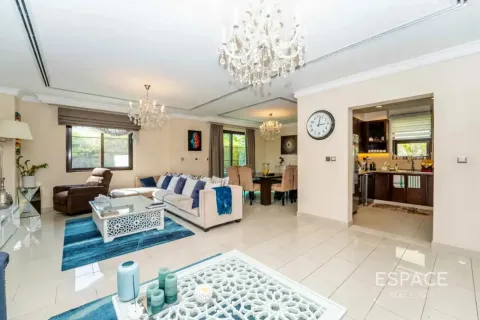 Villa à louer à Arabian Ranches 2, Dubai, EAU 5 chambres, 314 m2 № 738257 - photo 3