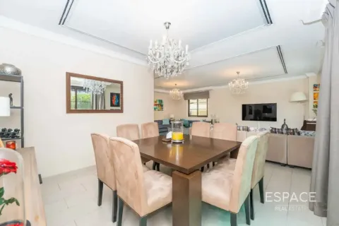 Villa à louer à Arabian Ranches 2, Dubai, EAU 5 chambres, 314 m2 № 738257 - photo 4