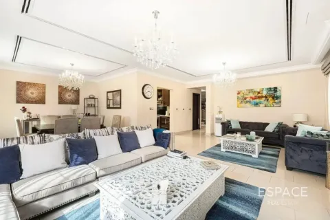 Villa à louer à Arabian Ranches 2, Dubai, EAU 5 chambres, 314 m2 № 738257 - photo 2