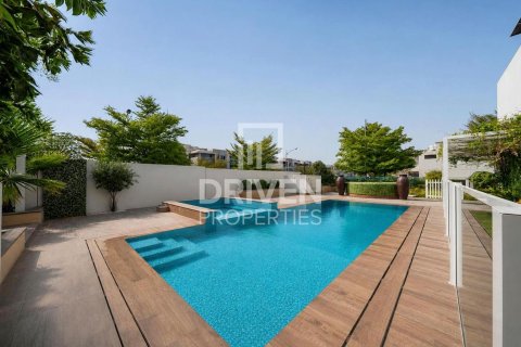 Villa in Dubai, UAE 6 bedrooms, 608.51 sq.m. № 767684 - photo 27
