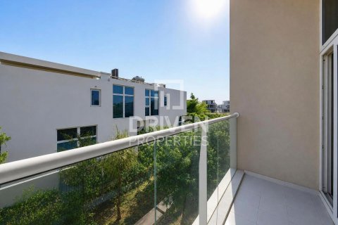 Villa in Dubai, UAE 6 bedrooms, 608.51 sq.m. № 767684 - photo 25