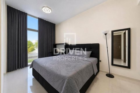 Villa in Dubai, UAE 6 bedrooms, 608.51 sq.m. № 767684 - photo 10