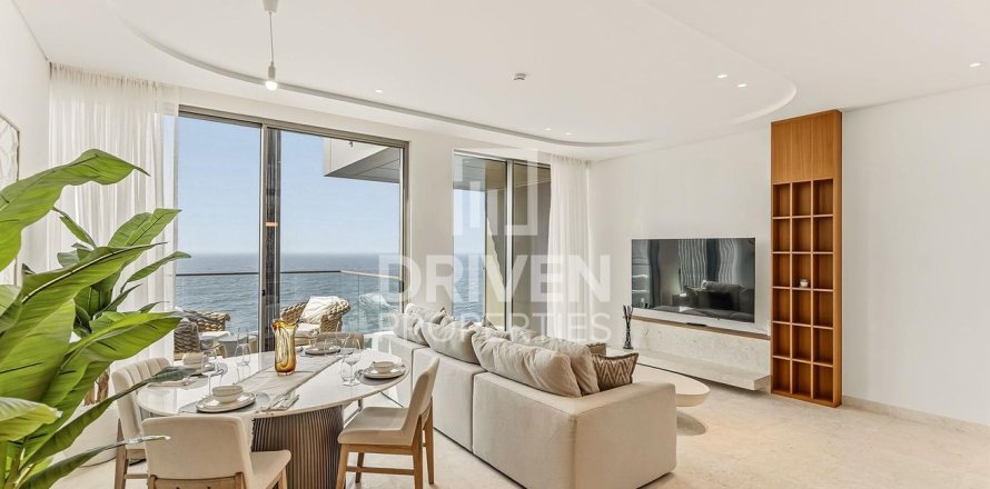 Apartament w Palm Jumeirah, Dubai, ZEA 3 sypialnie, 177.44 mkw. nr 744193