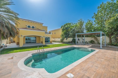 Jumeirah Park, Dubai, UAE의 빌라 침실 5개, 762제곱미터 번호 717821