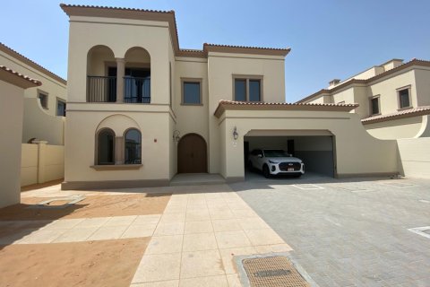 Townhouse sa Abu Dhabi, UAE 2 silid-tulugan, 123 sq.m. № 717230 - larawan 4