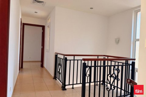 Townhouse in Dubai, UAE 4 bedrooms, 960.1 sq.m. № 660499 - photo 8