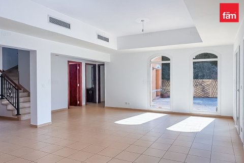 Shtëpi në qytet në Dubai, Emiratet e Bashkuara Arabe 4 dhoma gjumi, 960.1 m2. № 660499 - Foto 5