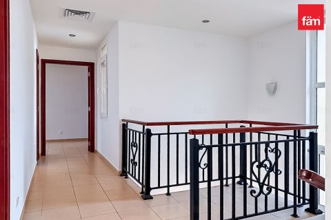 Shtëpi në qytet në Dubai, Emiratet e Bashkuara Arabe 4 dhoma gjumi, 960.1 m2. № 660499 - Foto 6