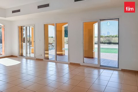 Shtëpi në qytet në Dubai, Emiratet e Bashkuara Arabe 4 dhoma gjumi, 960.1 m2. № 660499 - Foto 2