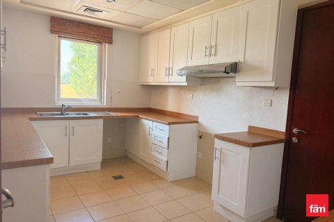 Townhouse in Dubai, UAE 4 bedrooms, 960.1 sq.m. № 660499 - photo 6