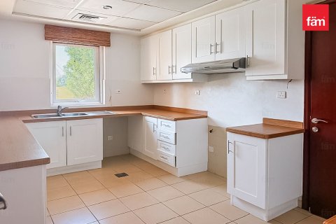 Shtëpi në qytet në Dubai, Emiratet e Bashkuara Arabe 4 dhoma gjumi, 960.1 m2. № 660499 - Foto 4