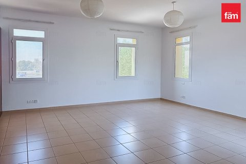 Shtëpi në qytet në Dubai, Emiratet e Bashkuara Arabe 4 dhoma gjumi, 960.1 m2. № 660499 - Foto 9