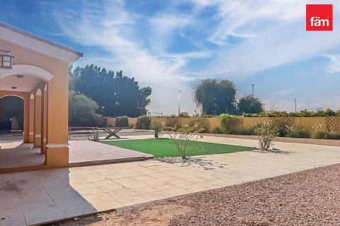 Shtëpi në qytet në Dubai, Emiratet e Bashkuara Arabe 4 dhoma gjumi, 960.1 m2. № 660499 - Foto 15