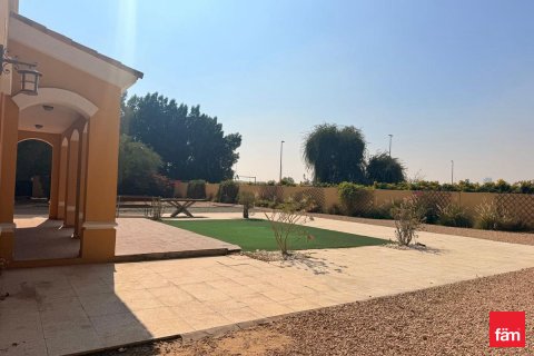 Townhouse in Dubai, UAE 4 bedrooms, 960.1 sq.m. № 660499 - photo 4