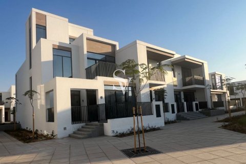 Maison de ville à vendre à  Arabian Ranches 3, Dubai, EAU 3 chambres, 126 m2 № 698769 - photo 3