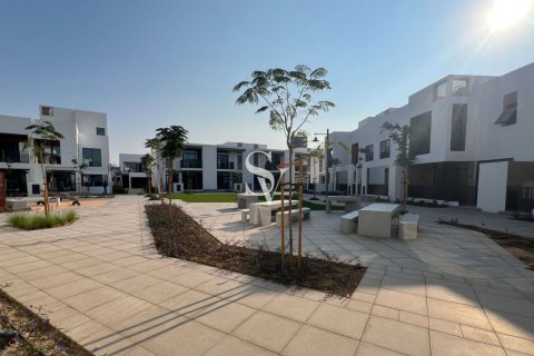 Maison de ville à vendre à  Arabian Ranches 3, Dubai, EAU 3 chambres, 126 m2 № 698769 - photo 4