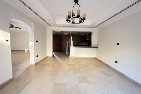 Řadový dům na Saadiyat Island, Abu Dhabi, SAE 4 ložnice, 315.9 m² Č.: 557409 - fotografie 10
