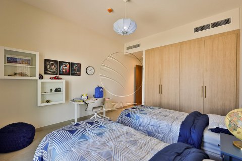 Townhouse in Khalifa City, Abu Dhabi, UAE 3 bedrooms, 171 sq.m. № 615380 - photo 16