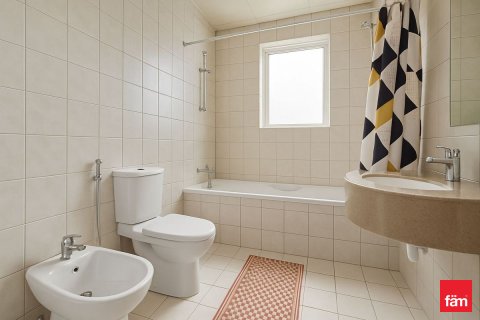 Пәтер Дубай, БАӘ-да 2 жатын бөлмелер, 121.7 м² № 661861 - фото 17